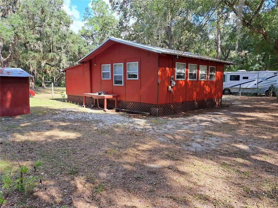 For Sale: $295,000 (1 beds, 1 baths, 480 Square Feet)