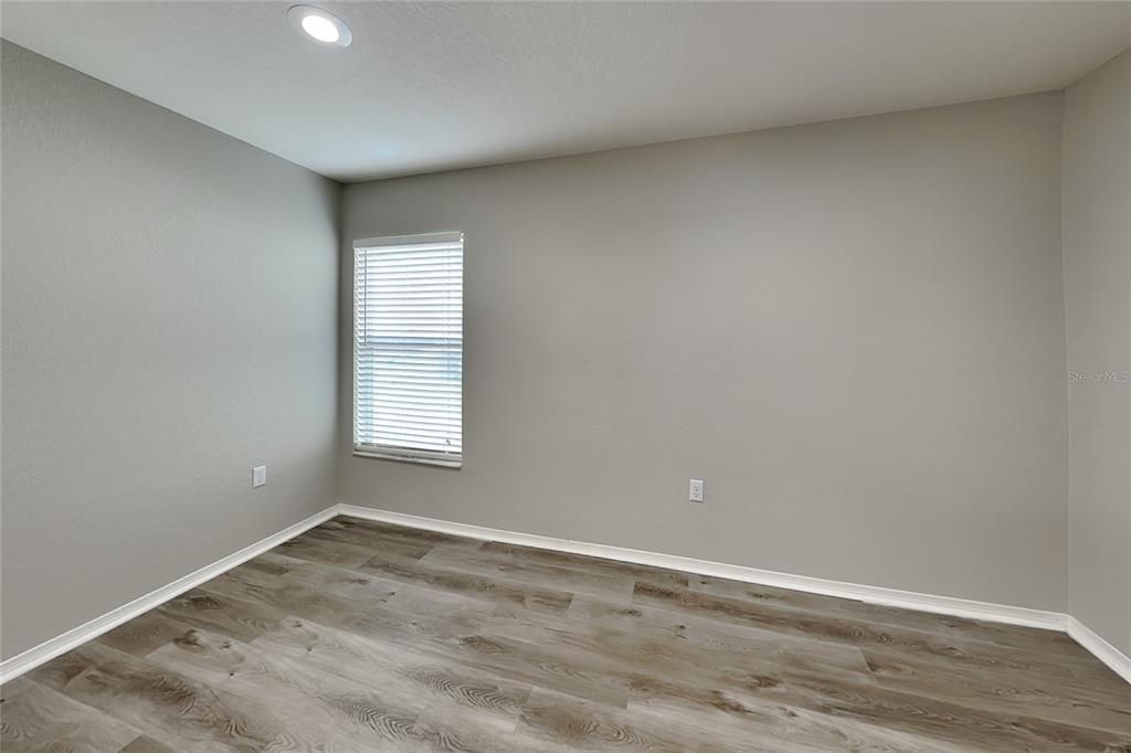 For Rent: $1,949 (3 beds, 2 baths, 1630 Square Feet)