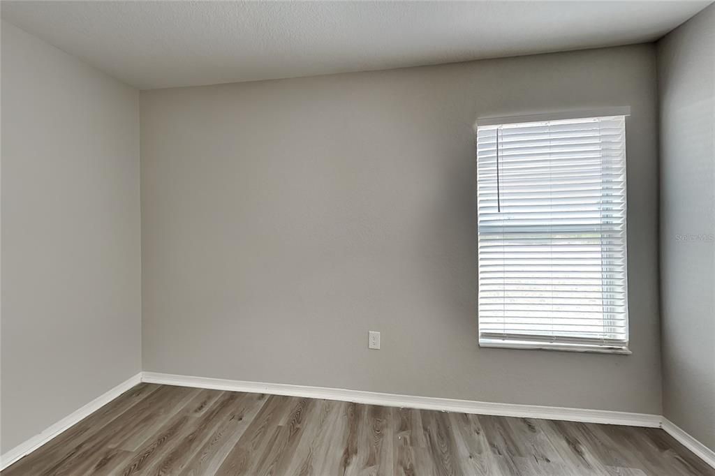 For Rent: $1,949 (3 beds, 2 baths, 1630 Square Feet)