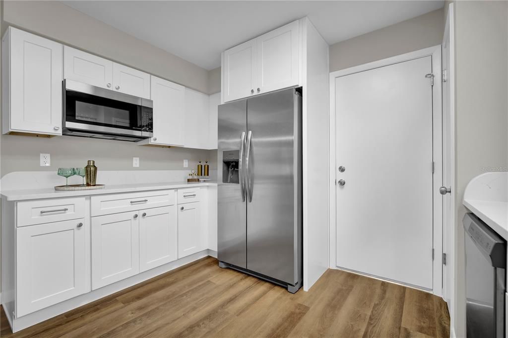 En Venta: $225,000 (2 camas, 2 baños, 1301 Pies cuadrados)
