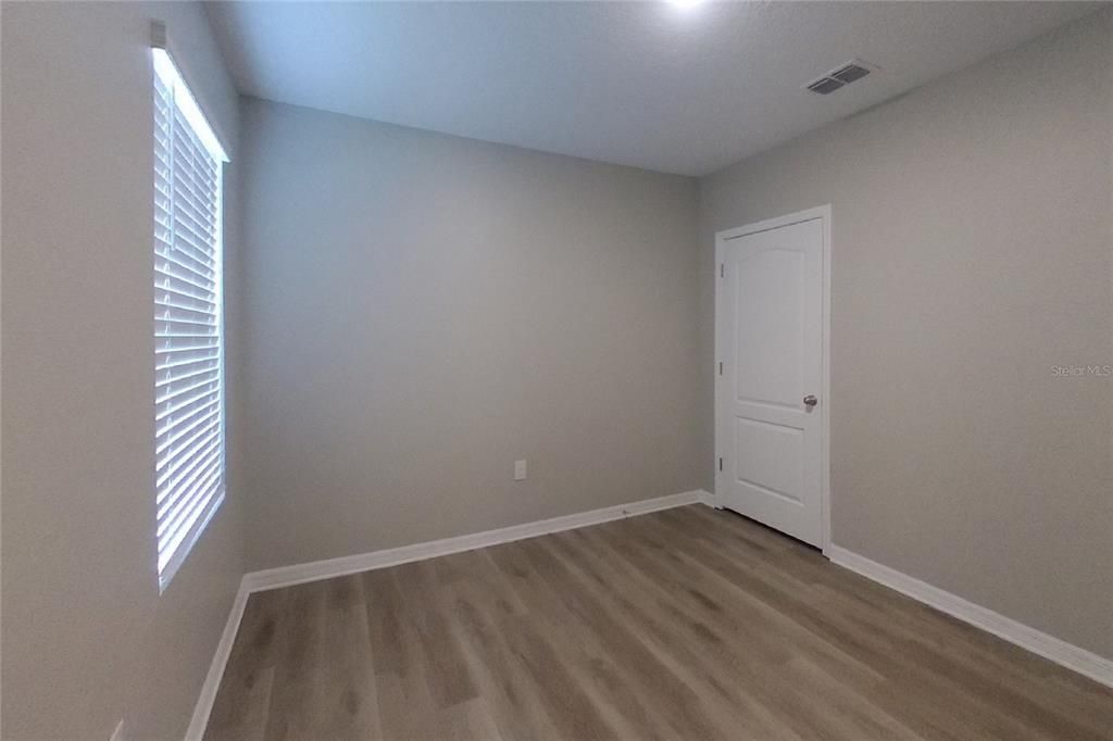 Active With Contract: $2,069 (4 beds, 2 baths, 1867 Square Feet)
