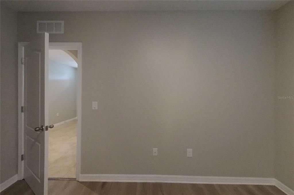 Active With Contract: $2,069 (4 beds, 2 baths, 1867 Square Feet)