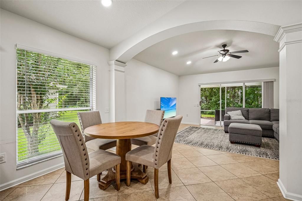 For Sale: $399,999 (4 beds, 2 baths, 1956 Square Feet)