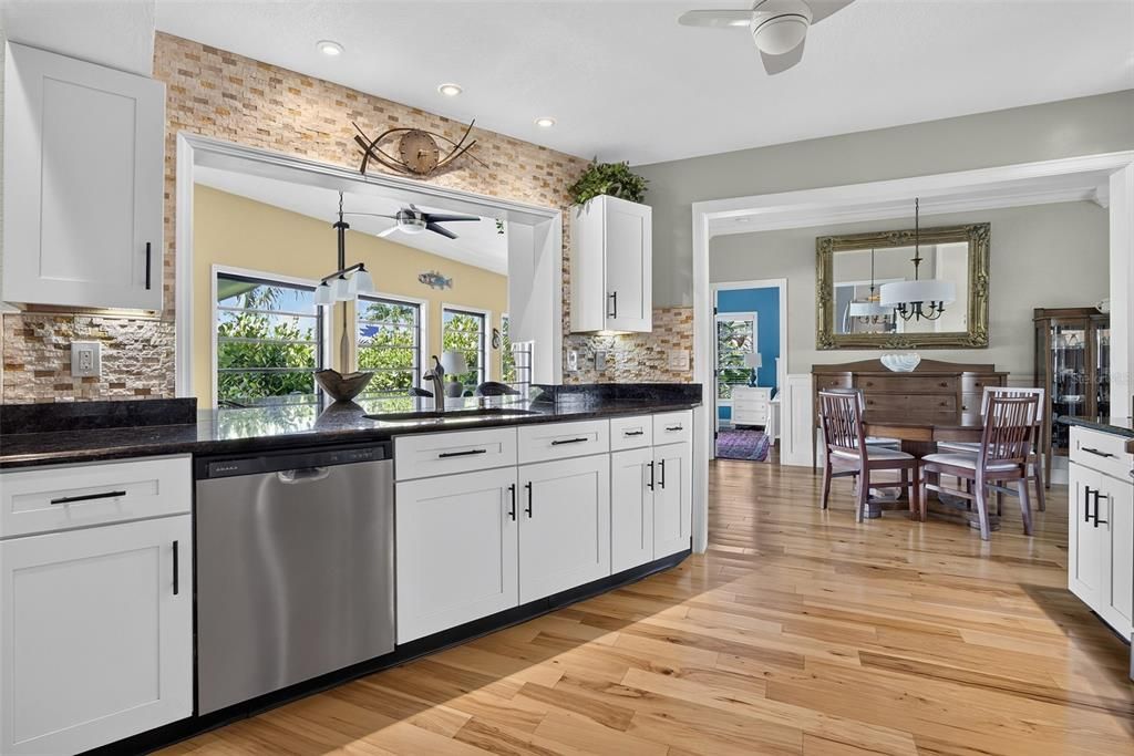 Active With Contract: $599,900 (3 beds, 2 baths, 2570 Square Feet)