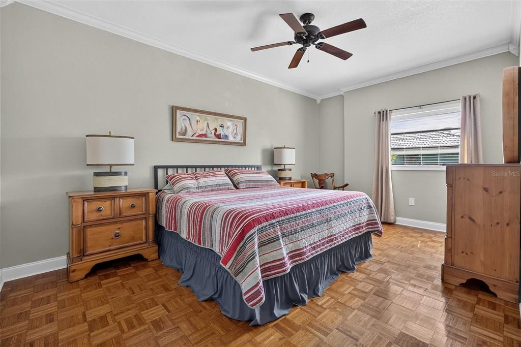 Active With Contract: $599,900 (3 beds, 2 baths, 2570 Square Feet)