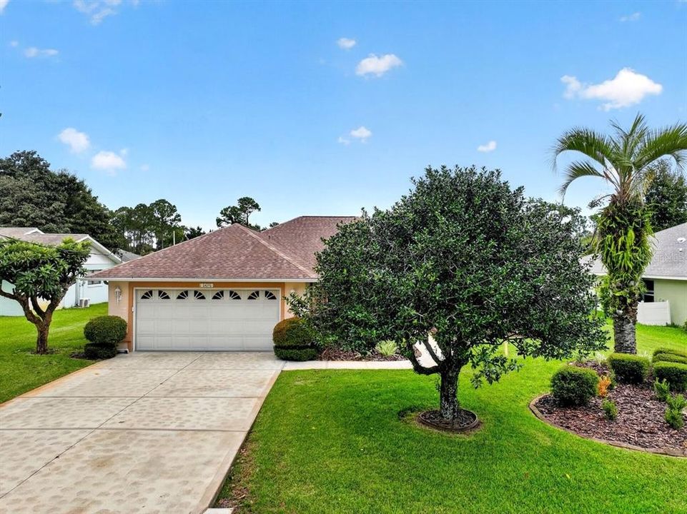 For Sale: $399,000 (3 beds, 3 baths, 1962 Square Feet)