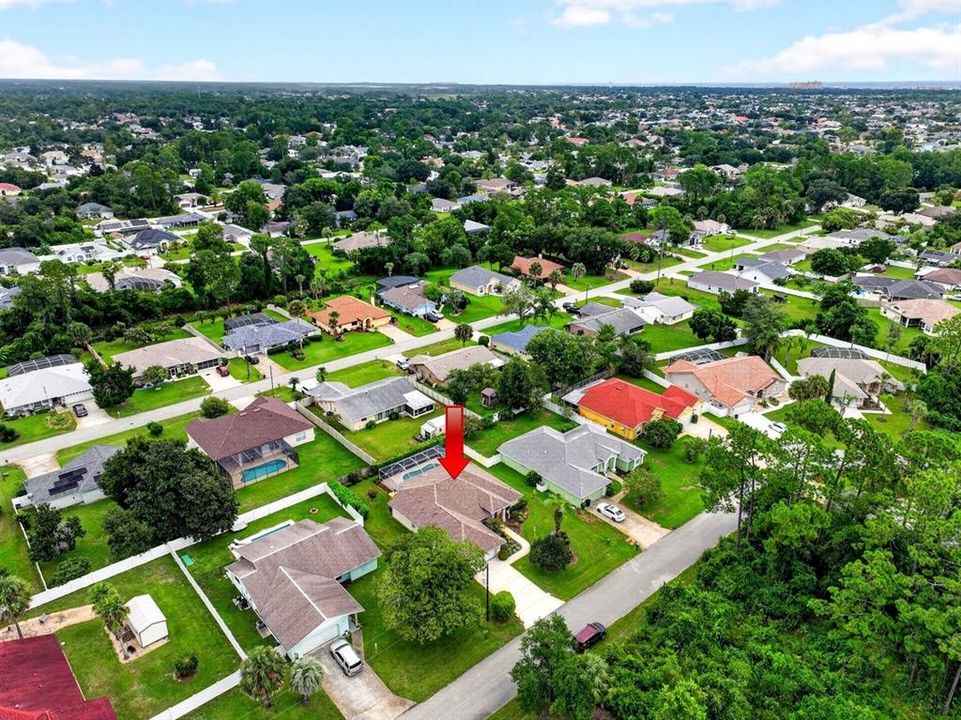 For Sale: $399,000 (3 beds, 3 baths, 1962 Square Feet)
