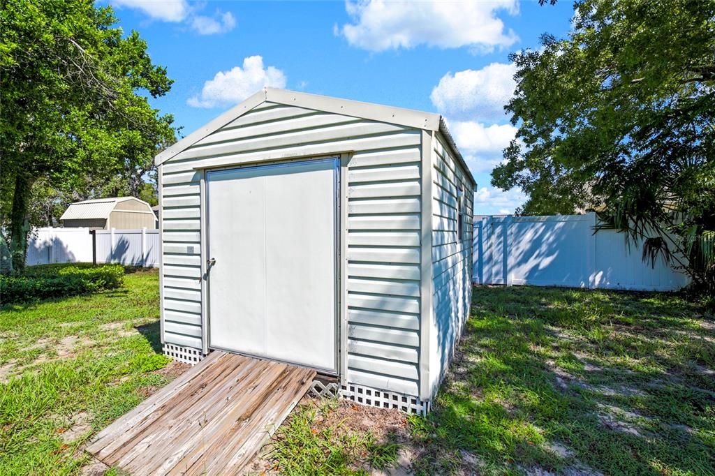 For Sale: $275,000 (2 beds, 2 baths, 1400 Square Feet)
