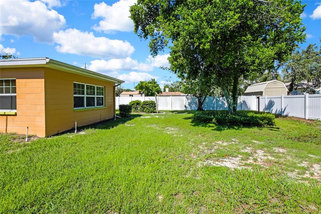 For Sale: $275,000 (2 beds, 2 baths, 1400 Square Feet)