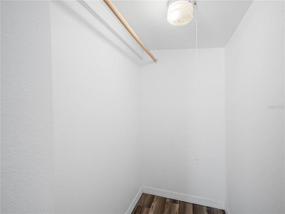 На продажу: $69,000 (2 спален, 1 ванн, 642 Квадратных фут)