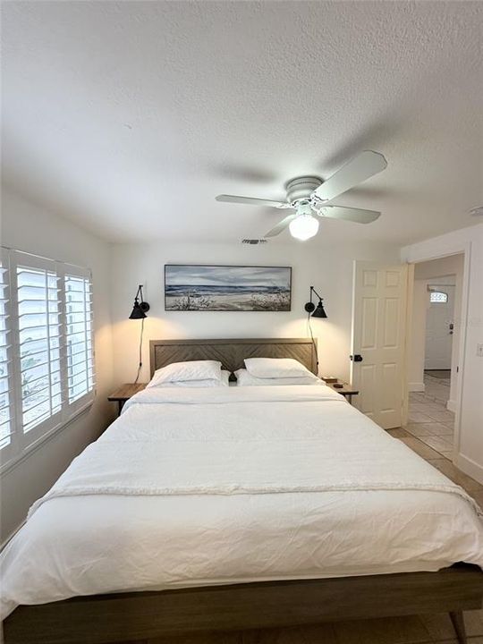 : $525,000 (3 beds, 3 baths, 1311 Square Feet)
