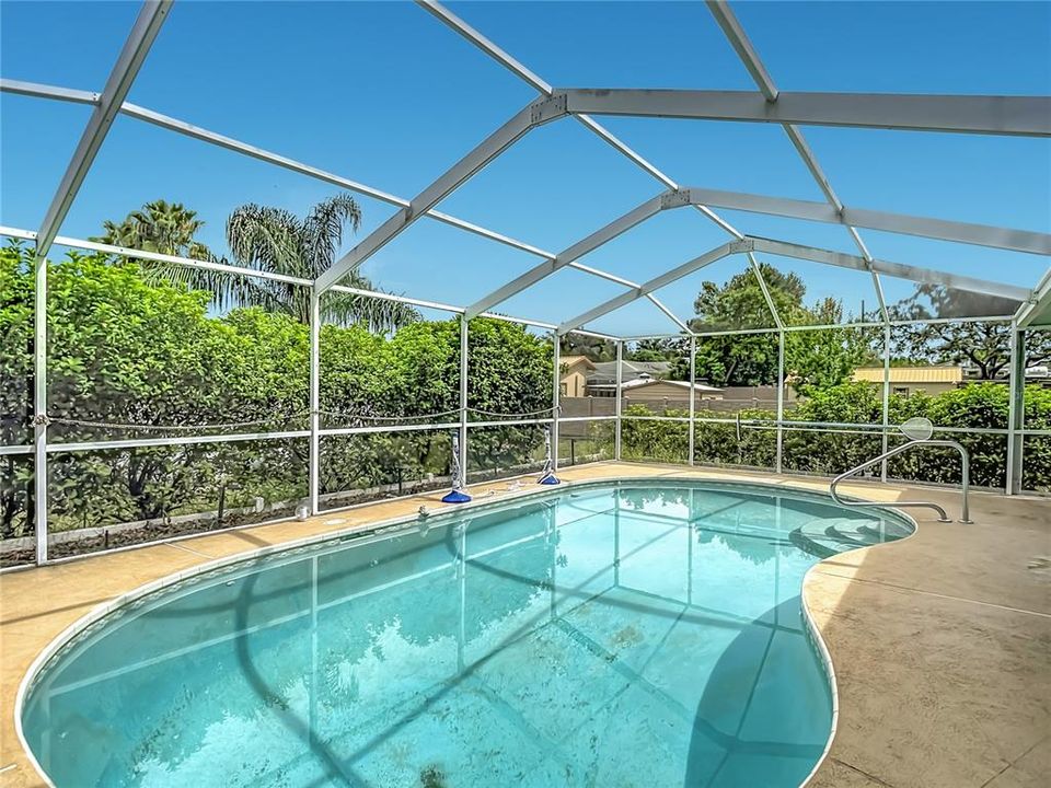For Sale: $450,000 (3 beds, 2 baths, 1796 Square Feet)