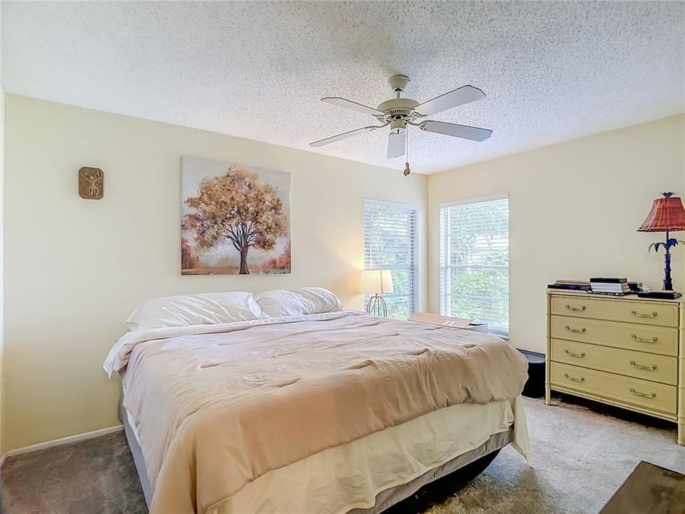 For Sale: $450,000 (3 beds, 2 baths, 1796 Square Feet)