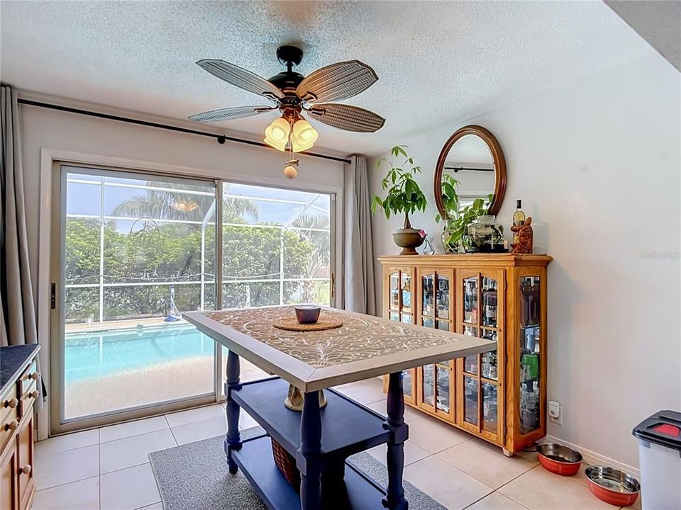 For Sale: $450,000 (3 beds, 2 baths, 1796 Square Feet)