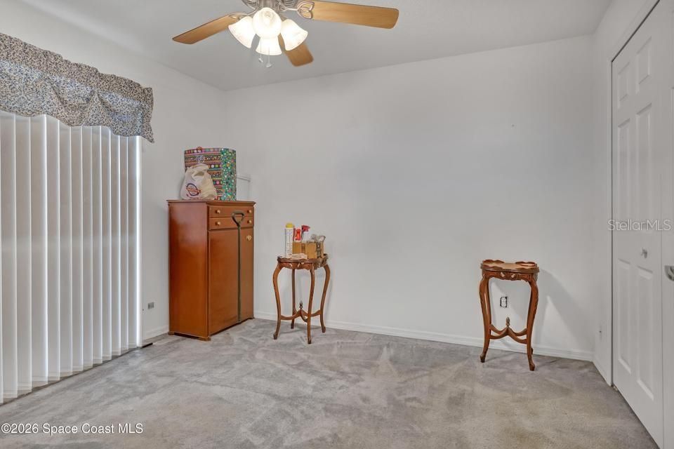 En Venta: $425,000 (3 camas, 2 baños, 2101 Pies cuadrados)
