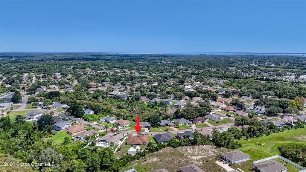 En Venta: $425,000 (3 camas, 2 baños, 2101 Pies cuadrados)