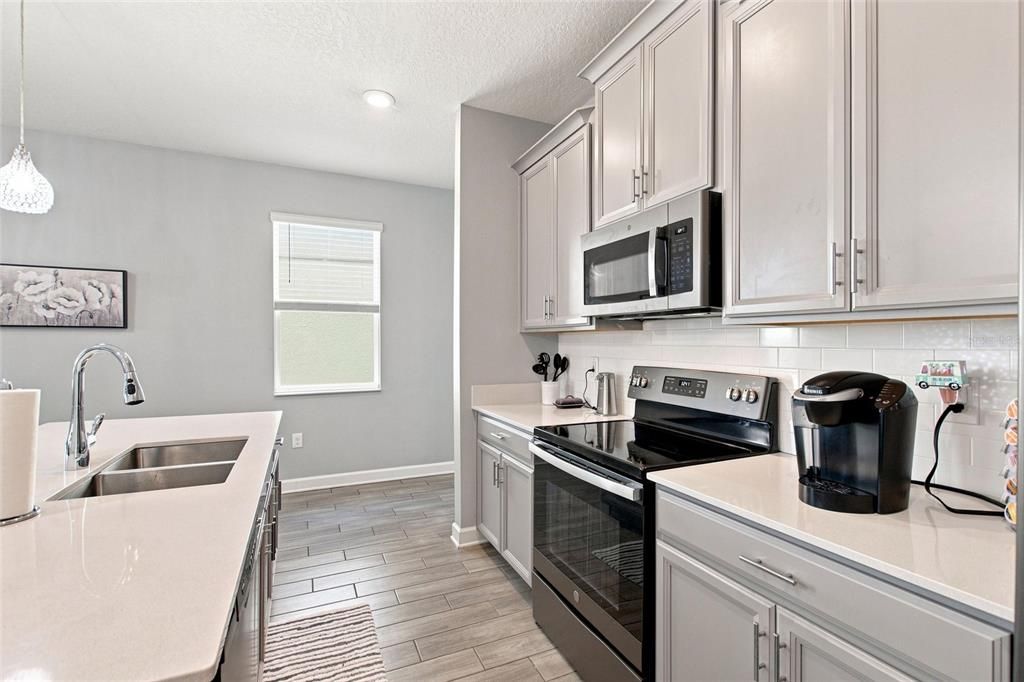 For Sale: $359,000 (3 beds, 2 baths, 1950 Square Feet)