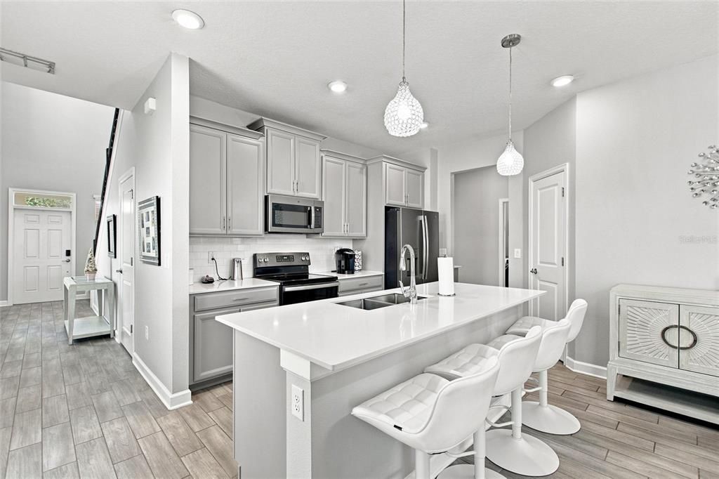 For Sale: $359,000 (3 beds, 2 baths, 1950 Square Feet)