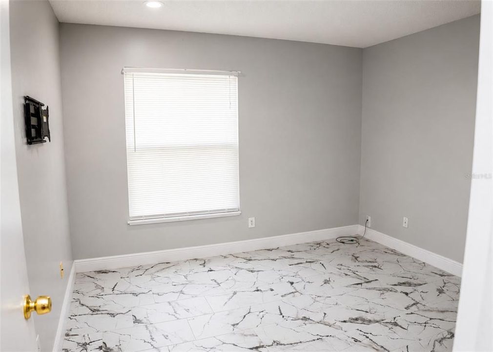 For Rent: $2,600 (3 beds, 2 baths, 1280 Square Feet)
