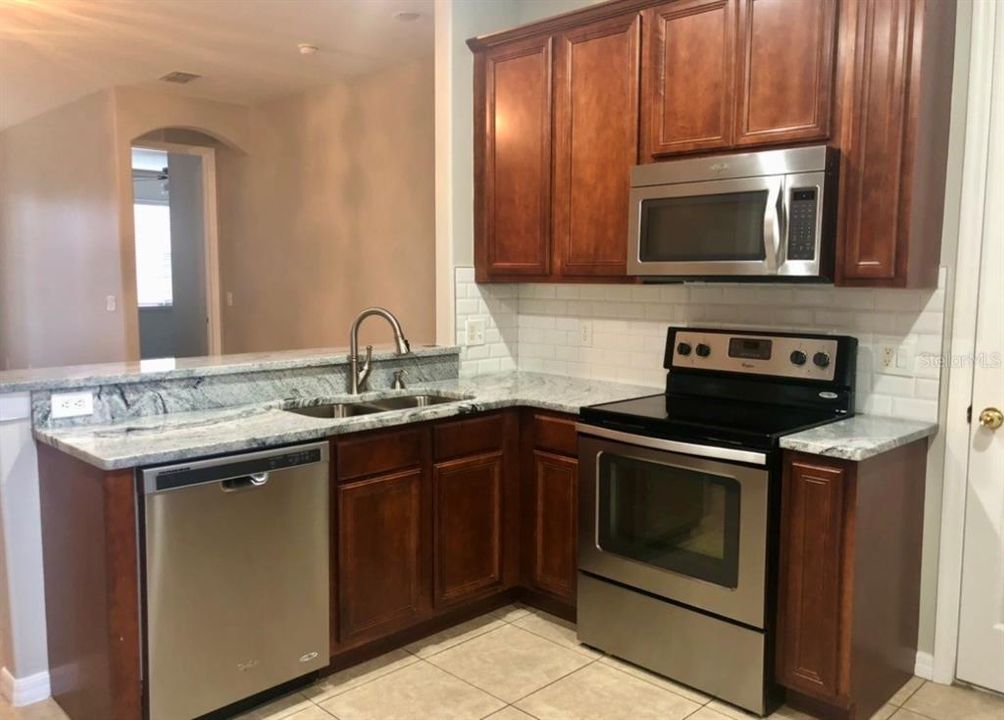 For Rent: $2,999 (4 beds, 2 baths, 2037 Square Feet)