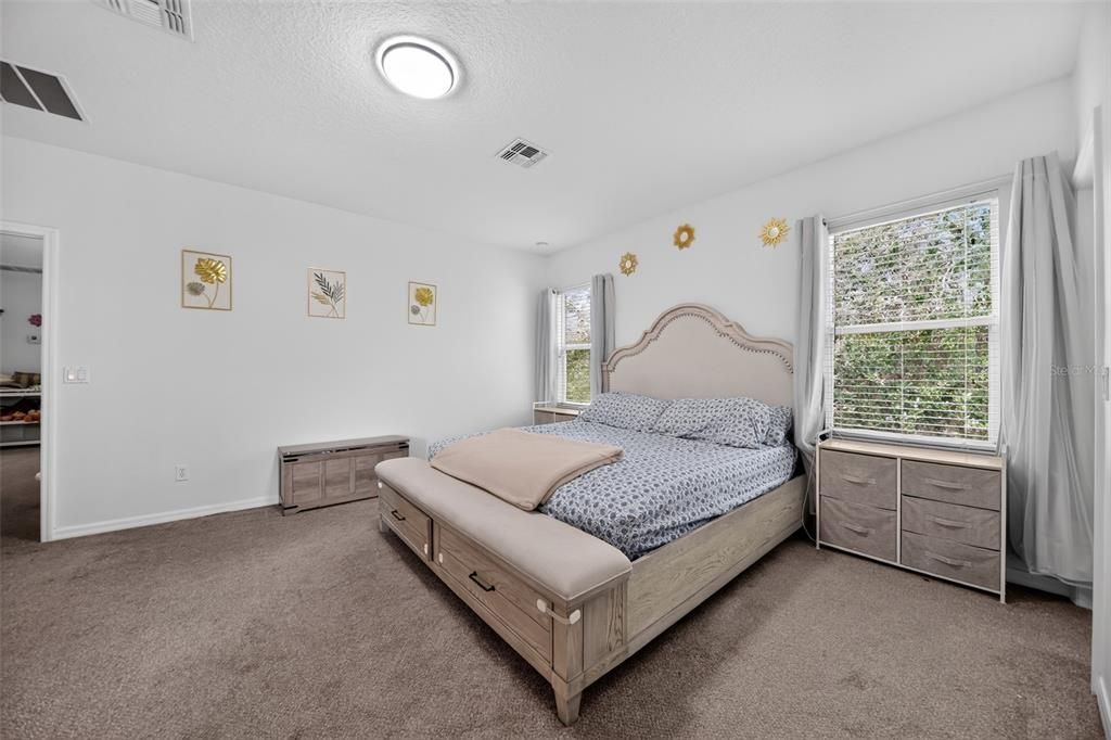 En Venta: $599,900 (6 camas, 4 baños, 3753 Pies cuadrados)