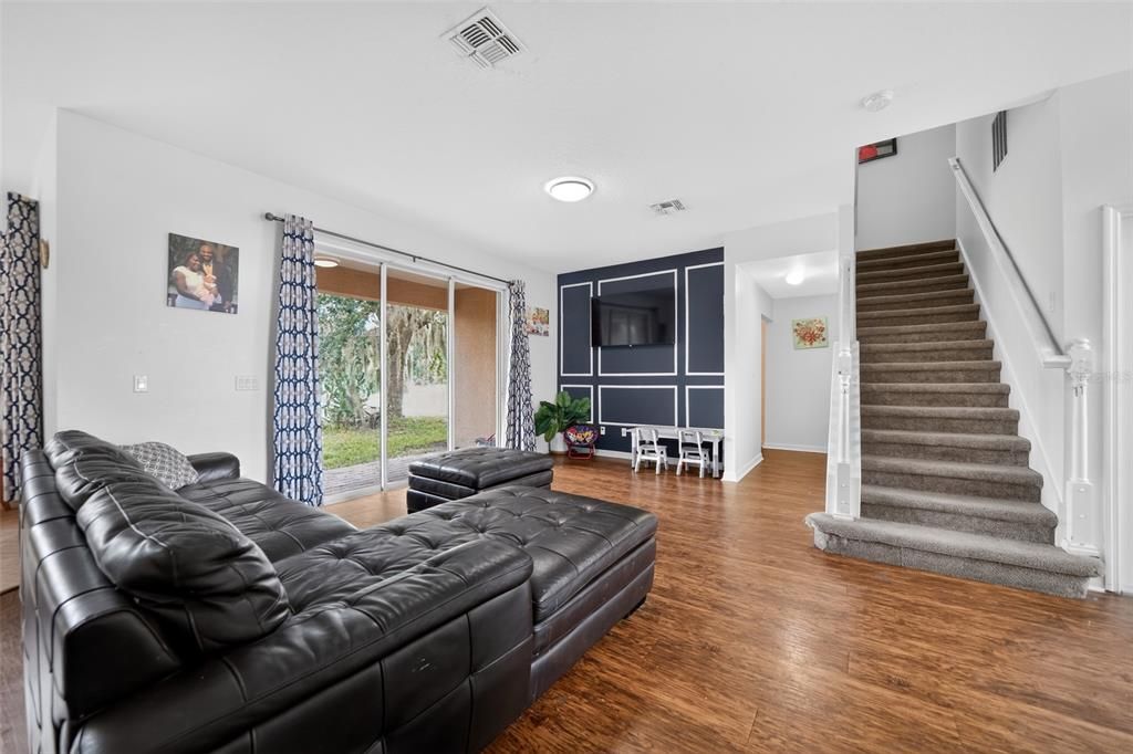 En Venta: $599,900 (6 camas, 4 baños, 3753 Pies cuadrados)