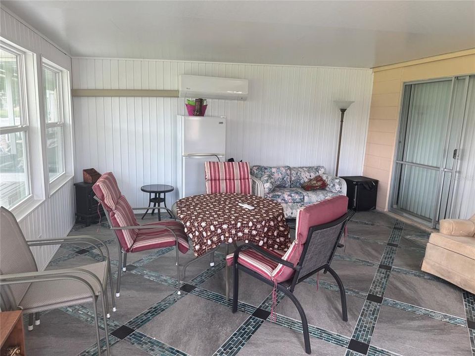 En Venta: $102,000 (1 camas, 1 baños, 648 Pies cuadrados)