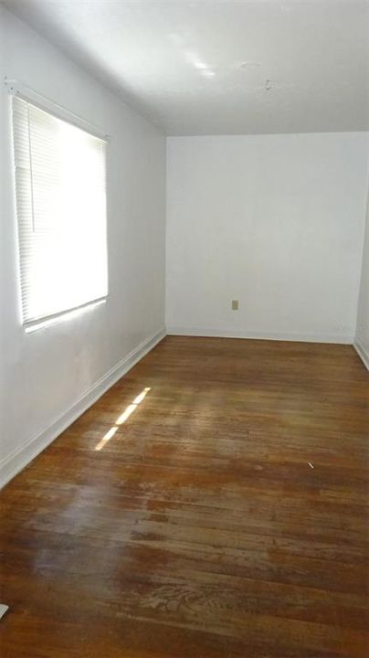 En Renta: $1,300 (2 camas, 1 baños, 1008 Pies cuadrados)