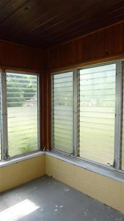 En Renta: $1,300 (2 camas, 1 baños, 1008 Pies cuadrados)