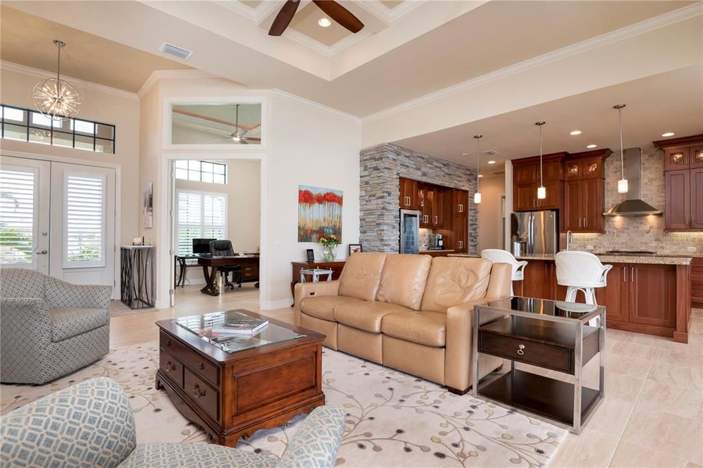 En Venta: $1,185,000 (3 camas, 2 baños, 2417 Pies cuadrados)