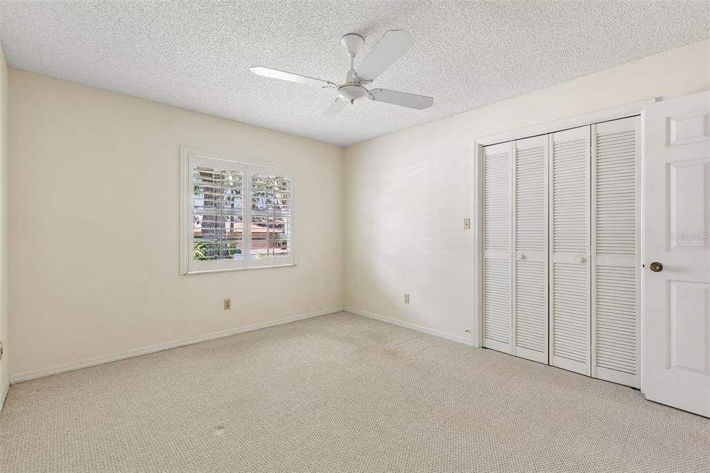 For Sale: $520,000 (3 beds, 2 baths, 1884 Square Feet)