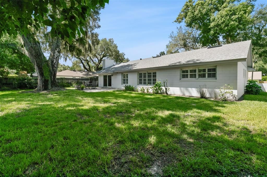 For Sale: $520,000 (3 beds, 2 baths, 1884 Square Feet)