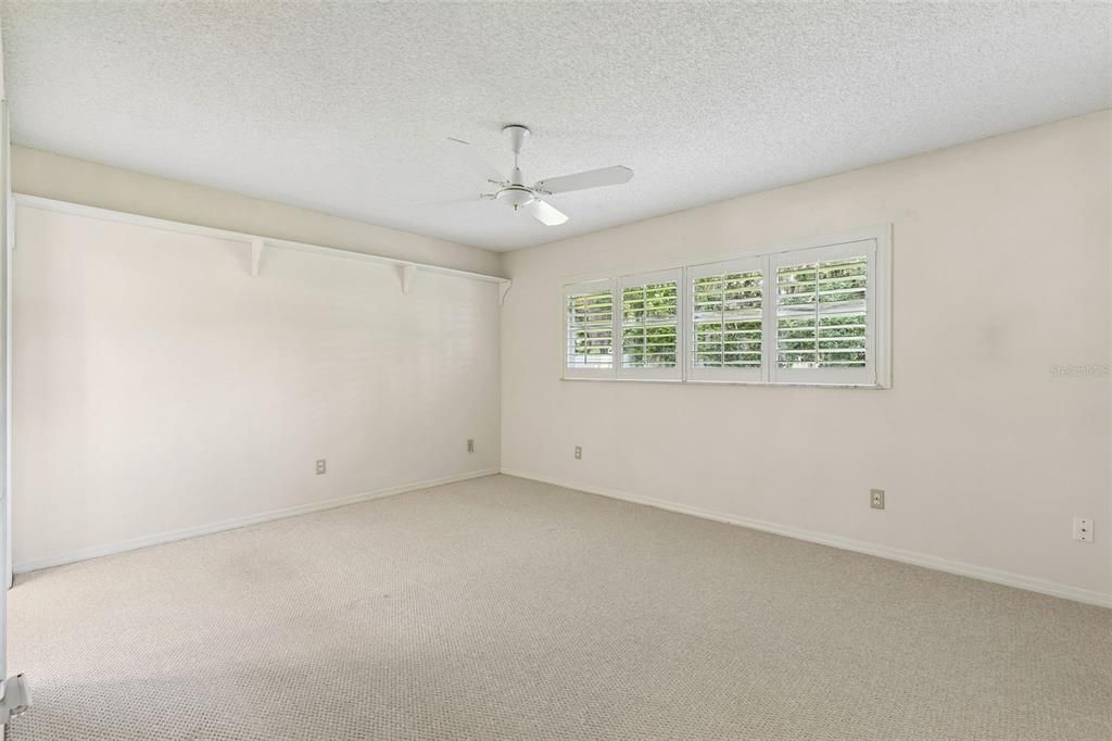 For Sale: $520,000 (3 beds, 2 baths, 1884 Square Feet)