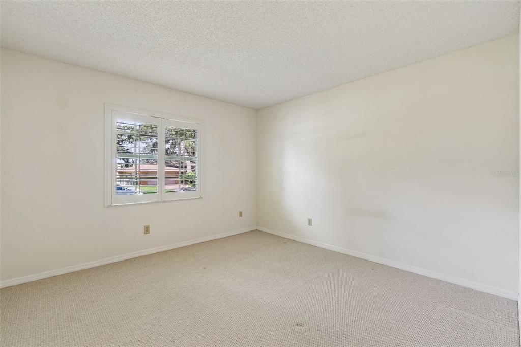 For Sale: $520,000 (3 beds, 2 baths, 1884 Square Feet)