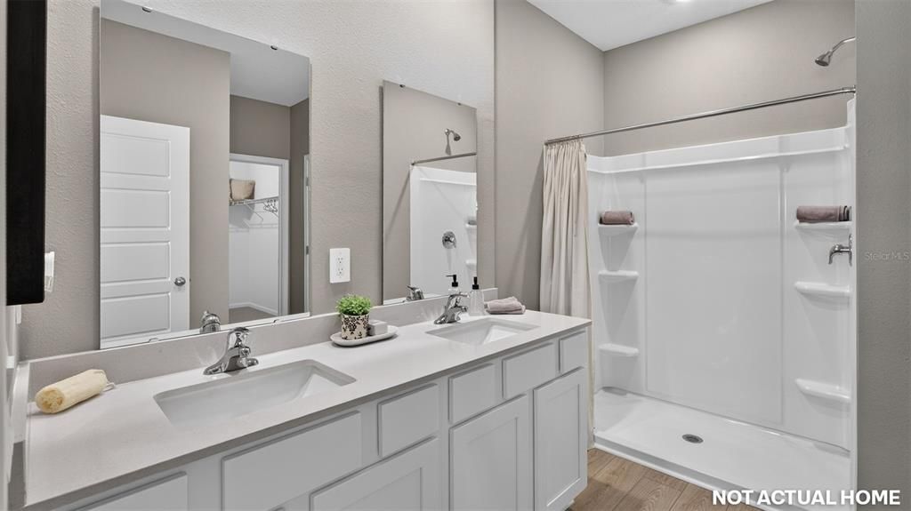 For Sale: $377,875 (4 beds, 2 baths, 1774 Square Feet)