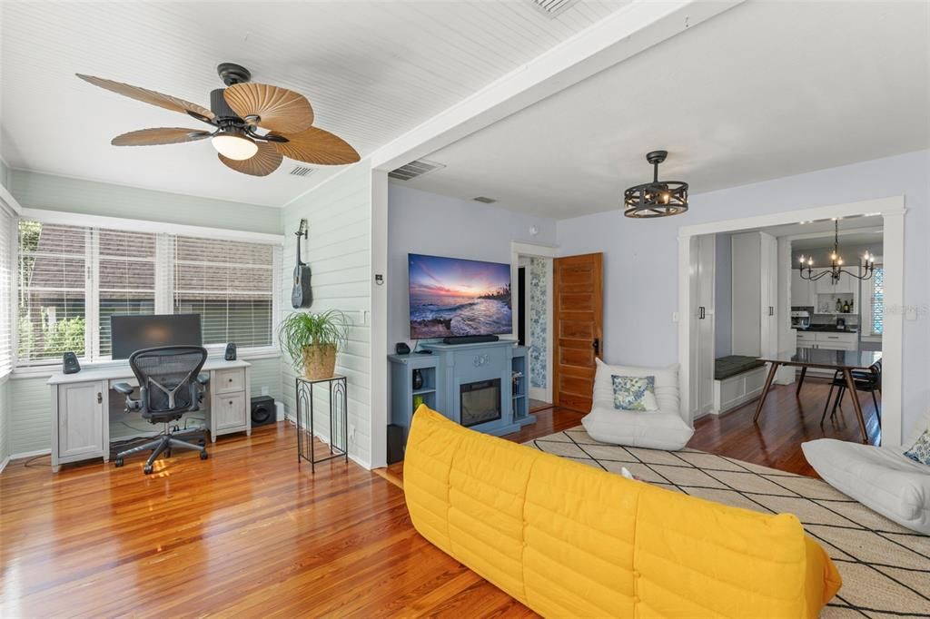 En Venta: $295,000 (1 camas, 1 baños, 780 Pies cuadrados)