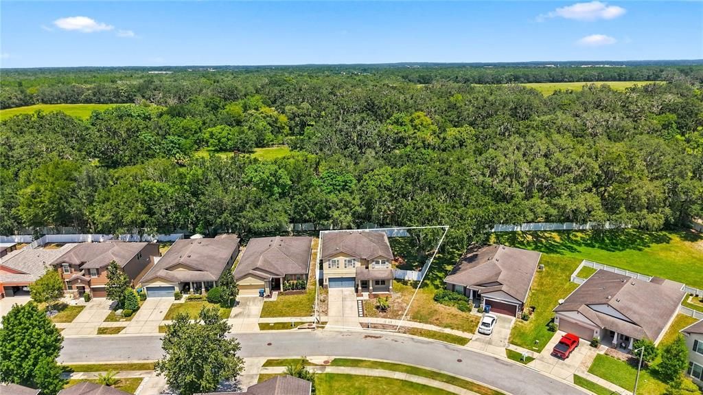 For Sale: $399,900 (4 beds, 2 baths, 2661 Square Feet)