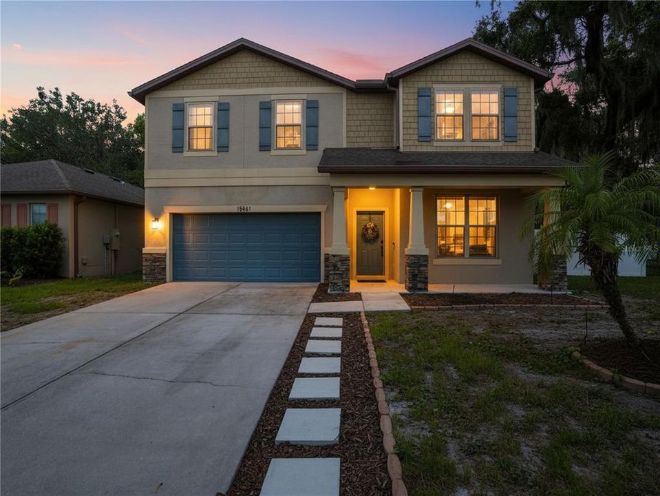 For Sale: $399,900 (4 beds, 2 baths, 2661 Square Feet)