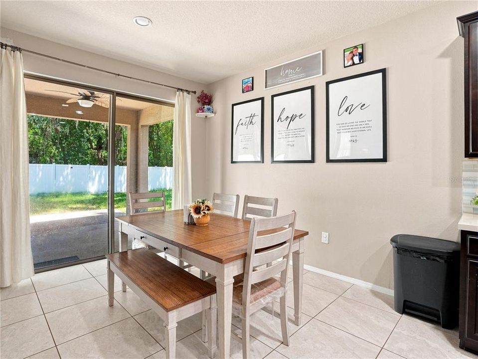 For Sale: $399,900 (4 beds, 2 baths, 2661 Square Feet)