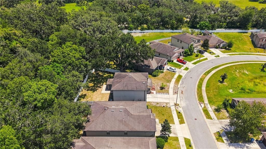 For Sale: $399,900 (4 beds, 2 baths, 2661 Square Feet)