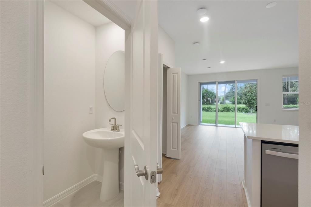 For Sale: $388,990 (3 beds, 2 baths, 1544 Square Feet)