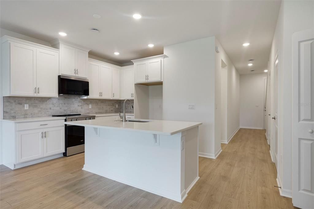 For Sale: $388,990 (3 beds, 2 baths, 1544 Square Feet)