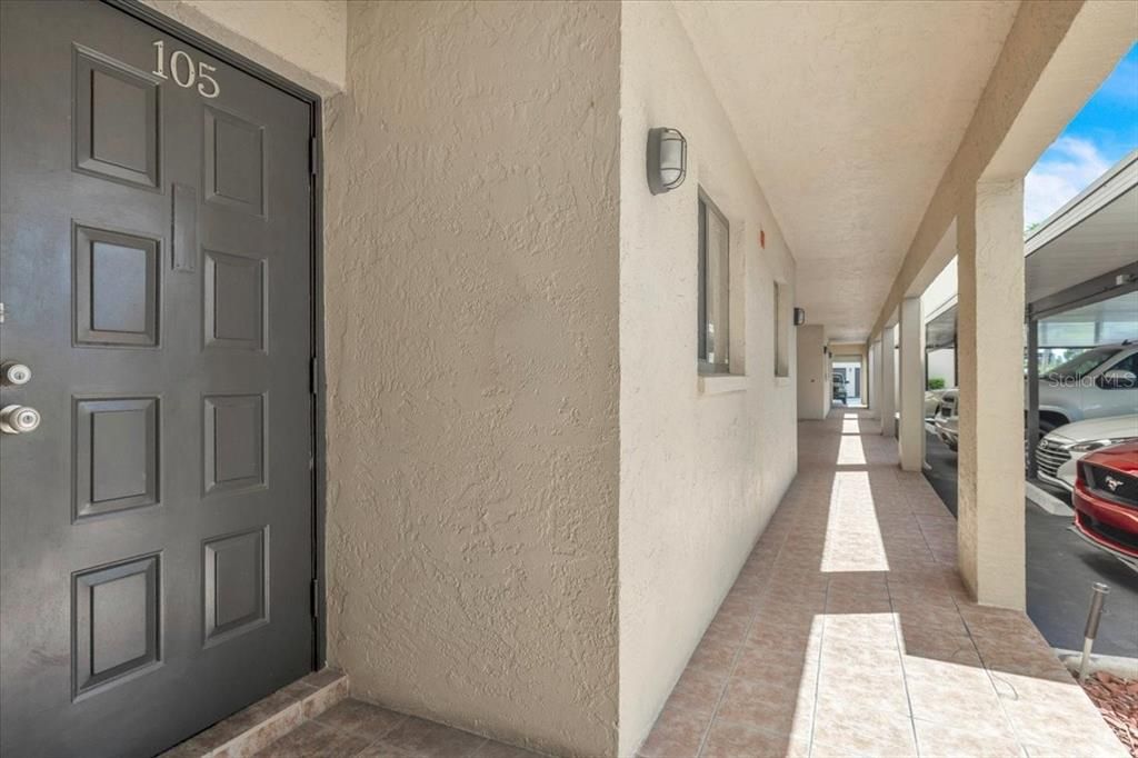 For Sale: $315,000 (2 beds, 2 baths, 1124 Square Feet)