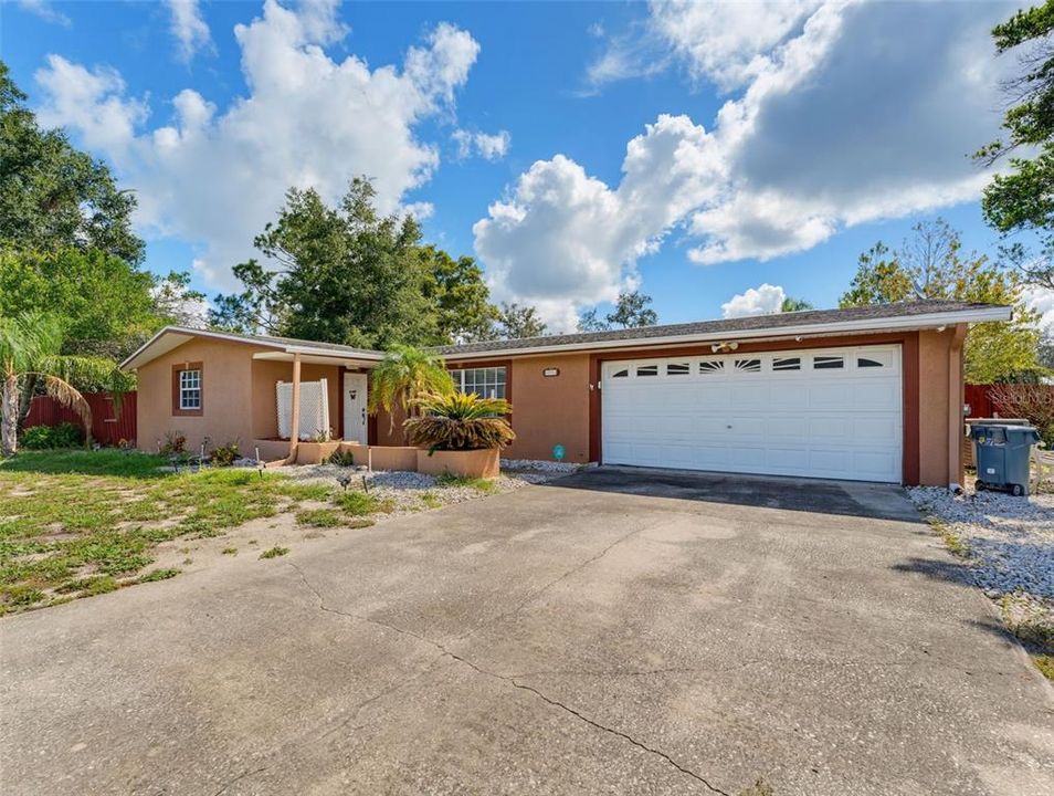 En Venta: $530,000 (3 camas, 2 baños, 1692 Pies cuadrados)