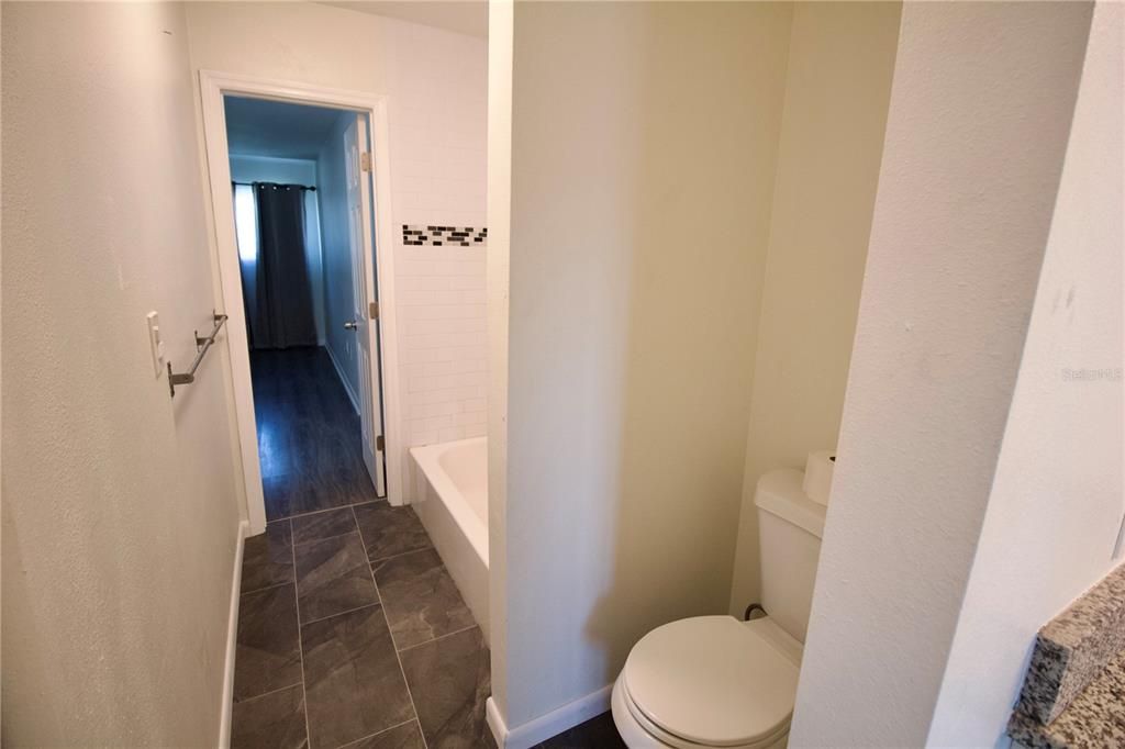 В аренду: $1,795 (2 спален, 1 ванн, 1195 Квадратных фут)