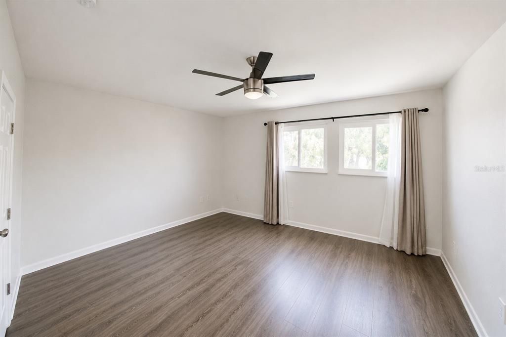 В аренду: $1,795 (2 спален, 1 ванн, 1195 Квадратных фут)