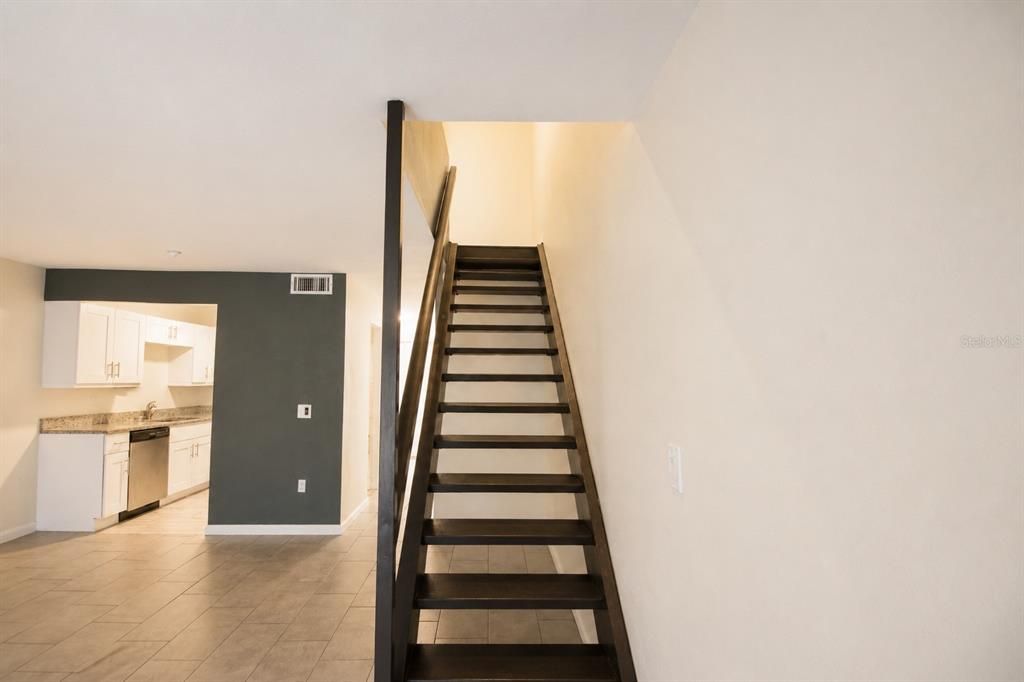 В аренду: $1,795 (2 спален, 1 ванн, 1195 Квадратных фут)