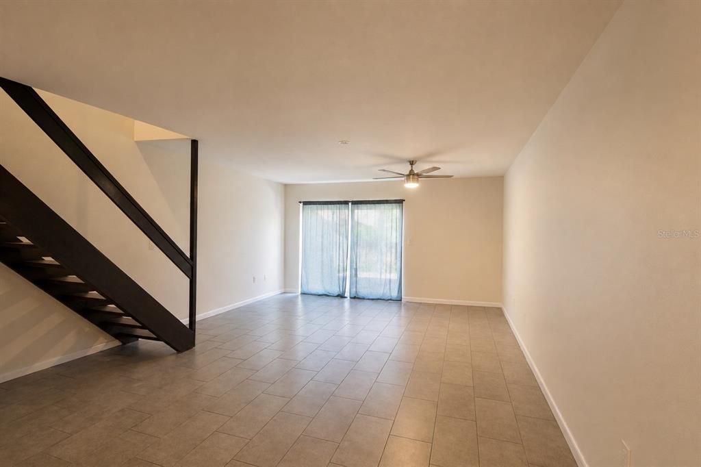 В аренду: $1,795 (2 спален, 1 ванн, 1195 Квадратных фут)