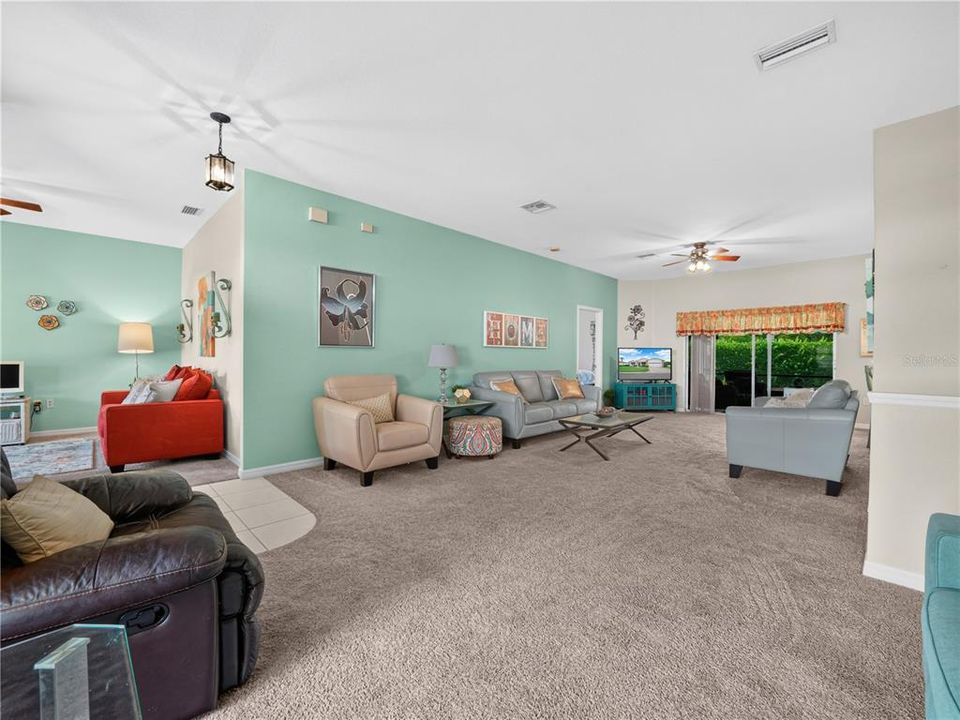 For Sale: $349,000 (3 beds, 2 baths, 2035 Square Feet)