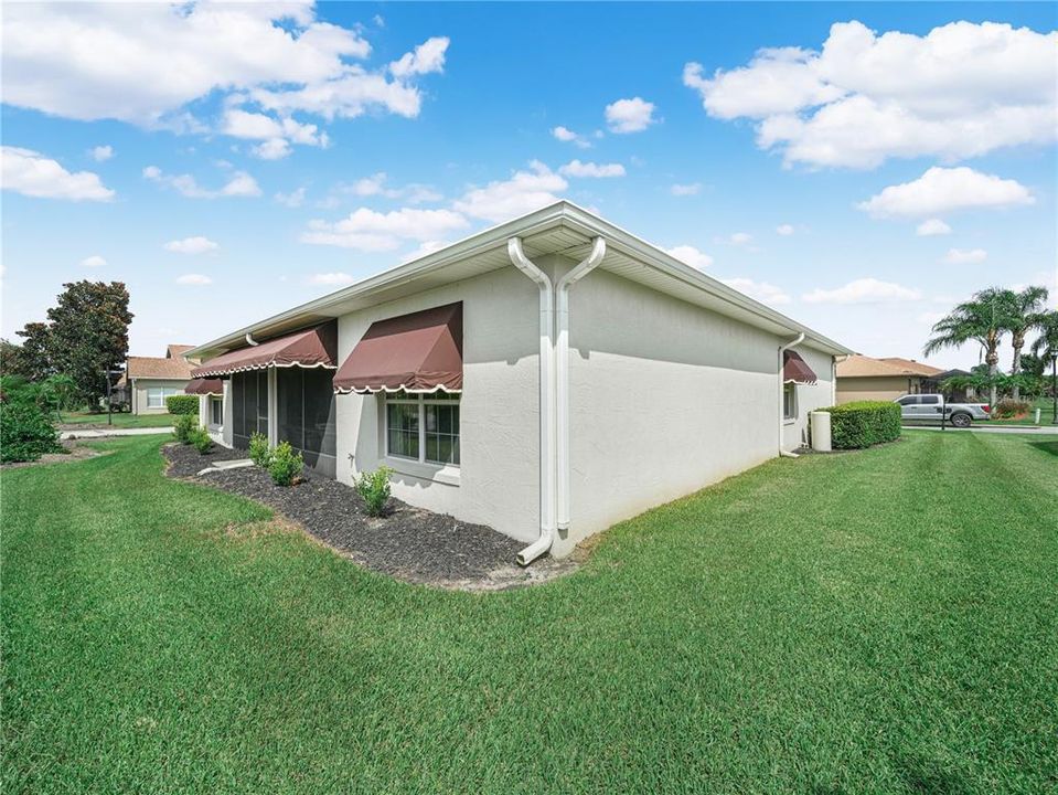 For Sale: $349,000 (3 beds, 2 baths, 2035 Square Feet)